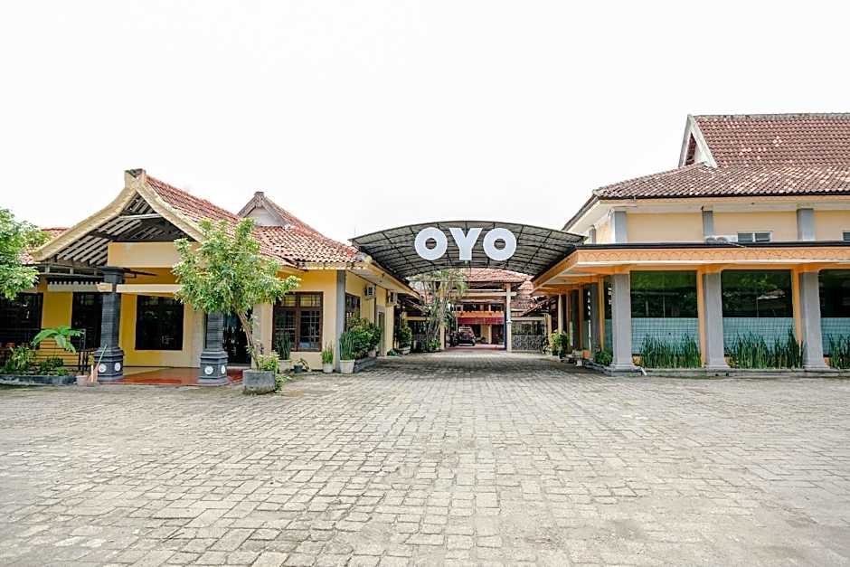OYO 1984 Hotel Istana Family Syariah