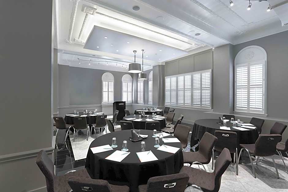 Le Meridien Dallas, The Stoneleigh