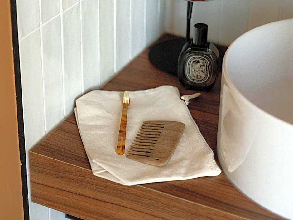 Hôtel Fort St Laurent Lyon - Handwritten Collection