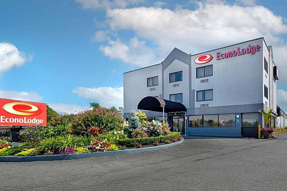 Econo Lodge Hicksville - Long Island