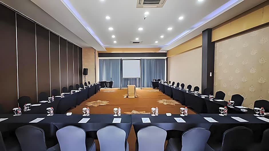Crystal Lotus Hotel Yogyakarta