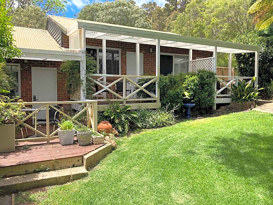 Edge Of The Forest Motel