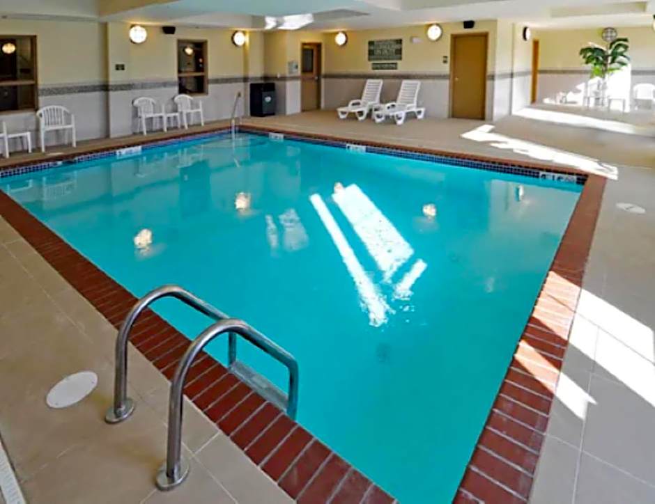 Country Inn & Suites by Radisson, Conway, AR