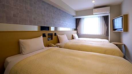 Twin + Sofa bed Non-Smoking