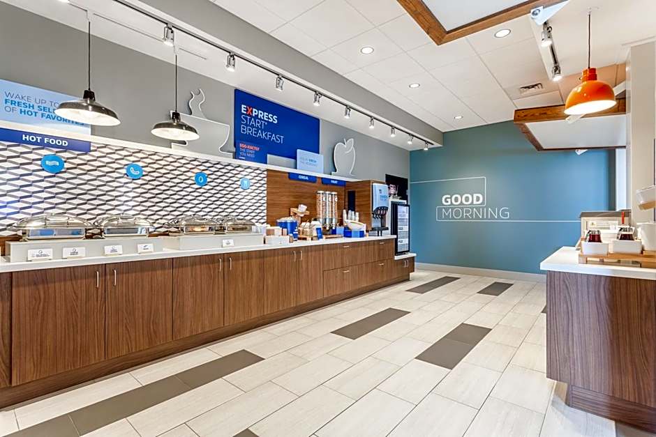 Holiday Inn Express And Suites Ottawa By IHG