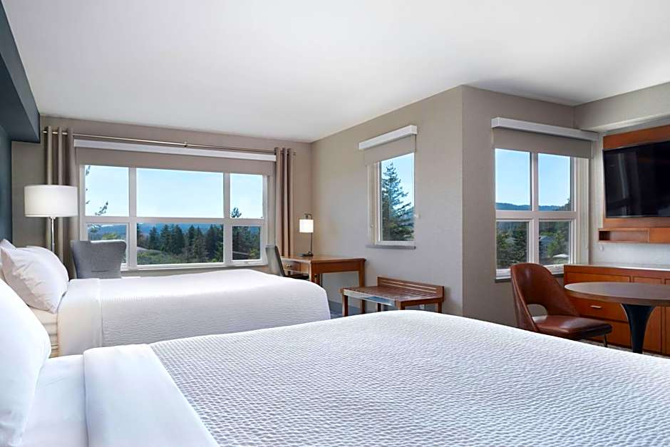 Four Points By Sheraton Victoria Gateway