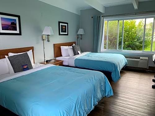 Beachfront Inn