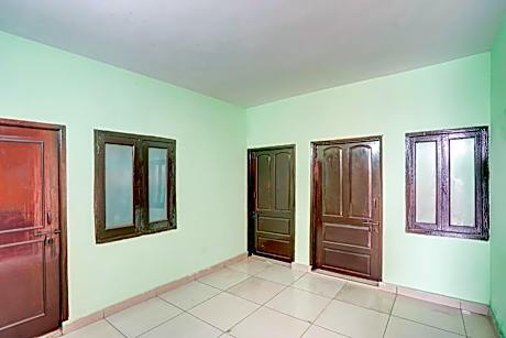 Hotel O Crown Guest house