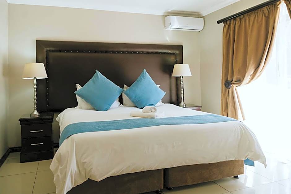 Le Grand Chateau Hotel