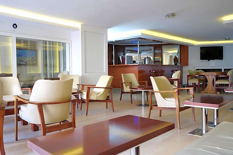 Artan Hotel