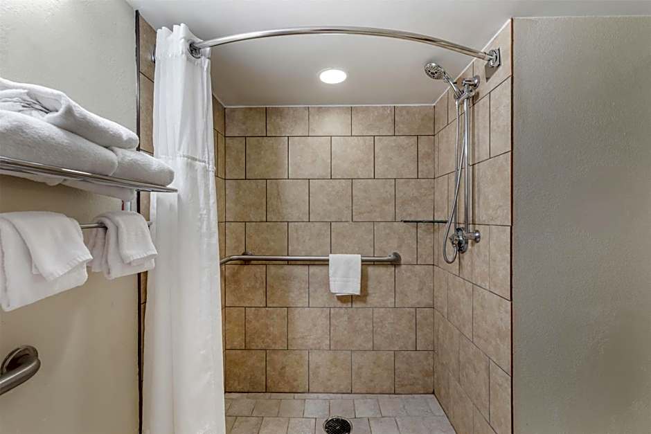 Best Western Plus Madison-Huntsville