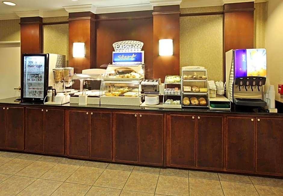 Holiday Inn Express Camden Hotel By IHG