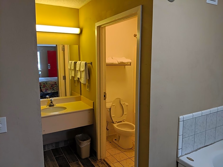 Economy Inn Express