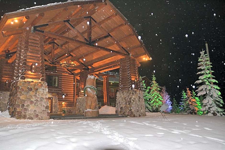 Daniels Summit Lodge