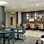 Fairfield Inn & Suites Cincinnati Oakley