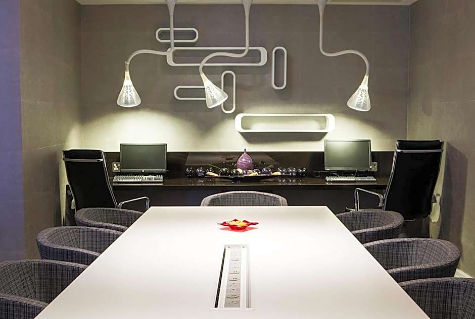 Crowne Plaza London Ealing By IHG