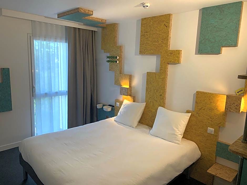 greet Hotel Rennes Pace