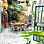 Al Yakhour Hostel