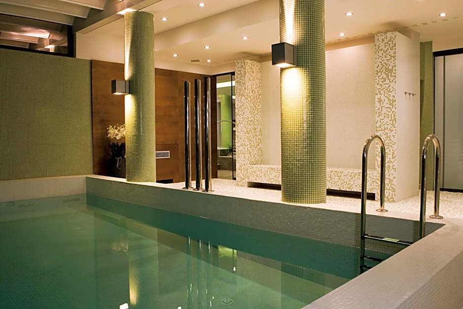 Bluesun Holiday Village Alan