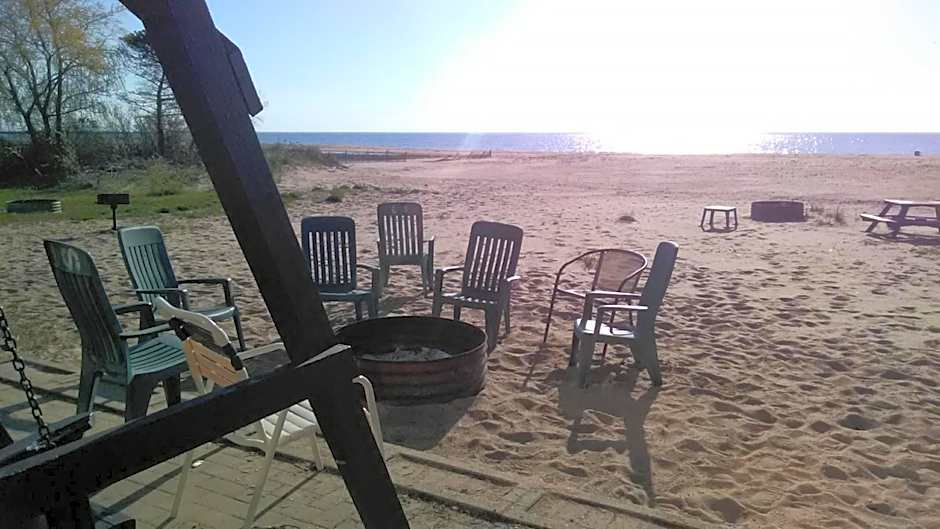Oscoda Lakeside Hotel