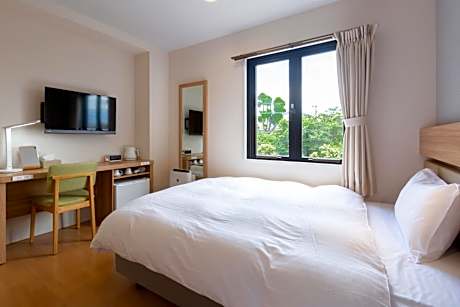 Large Double Room with Bunk Bed
