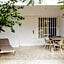 Bungalows Side Shore
