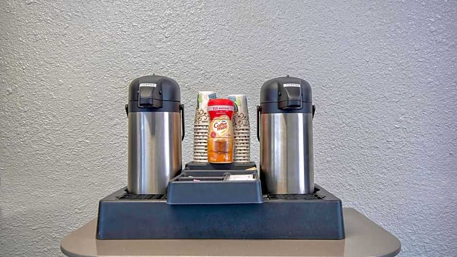 Studio 6 Albuquerque NM Midtown