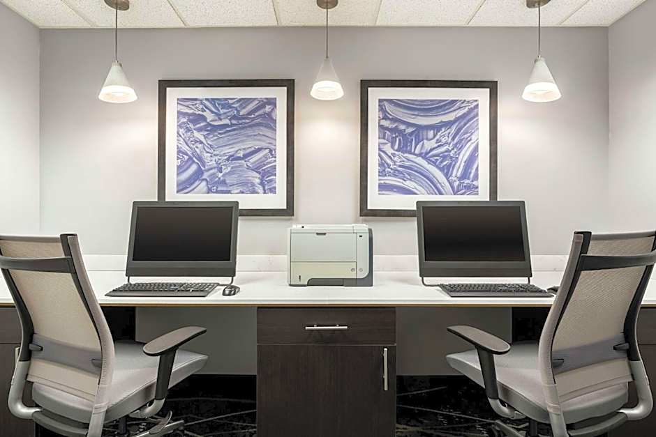 Homewood Suites By Hilton Erie