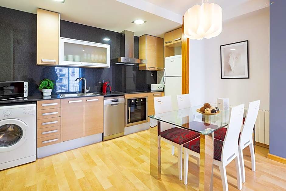 Lucas House Apartments by Sitges Group