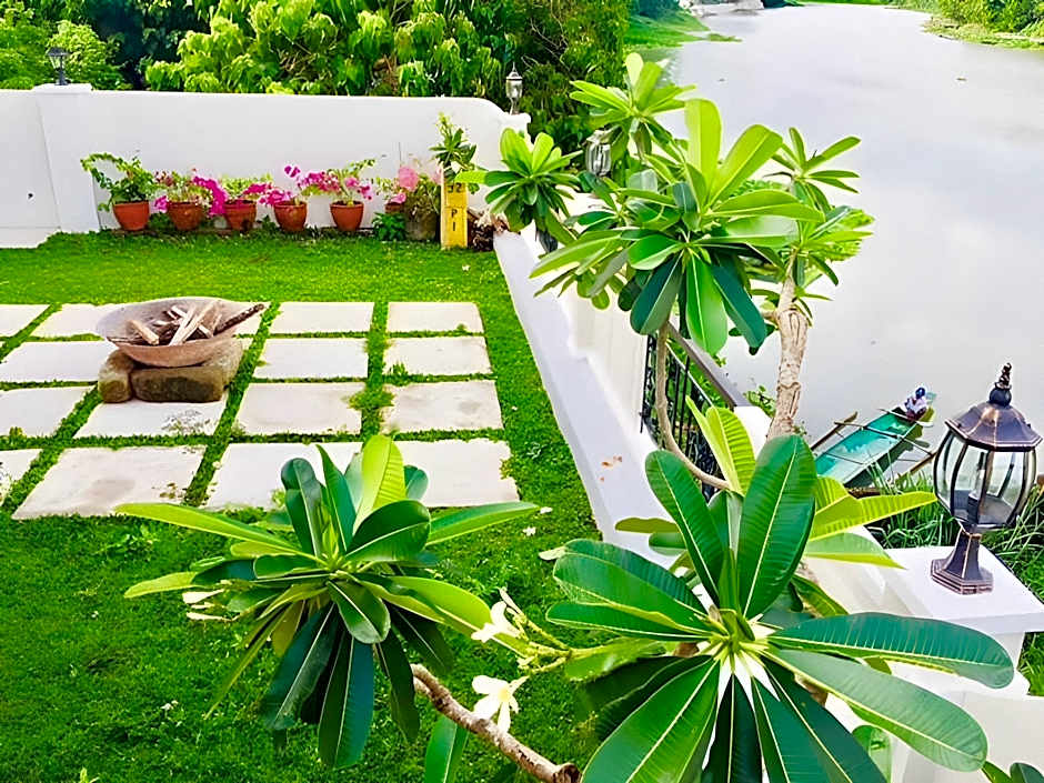 Casa Marina Bed and Breakfast