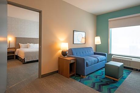 One-Bedroom King Suite