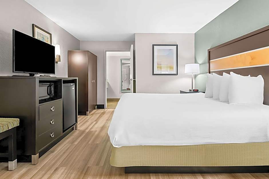 Best Western Executive Suites