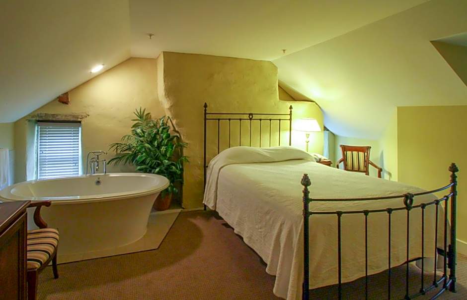 Joseph Ambler Inn