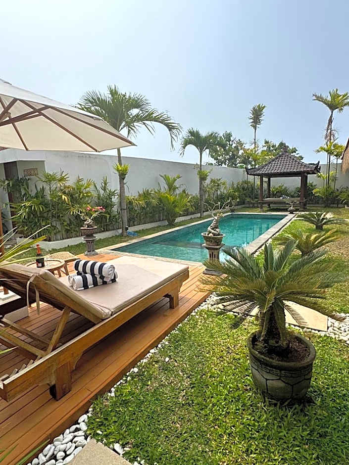 Villa 10 Rose Bali 3BR Luxury