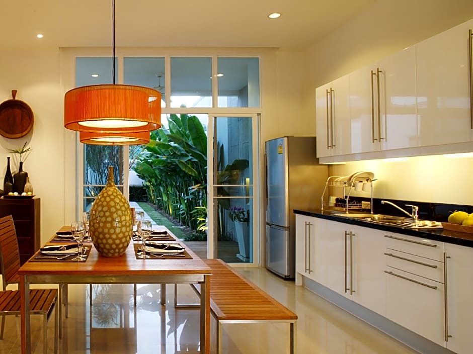 Two Villas Holiday Phuket: Oxygen Bang Tao Beach