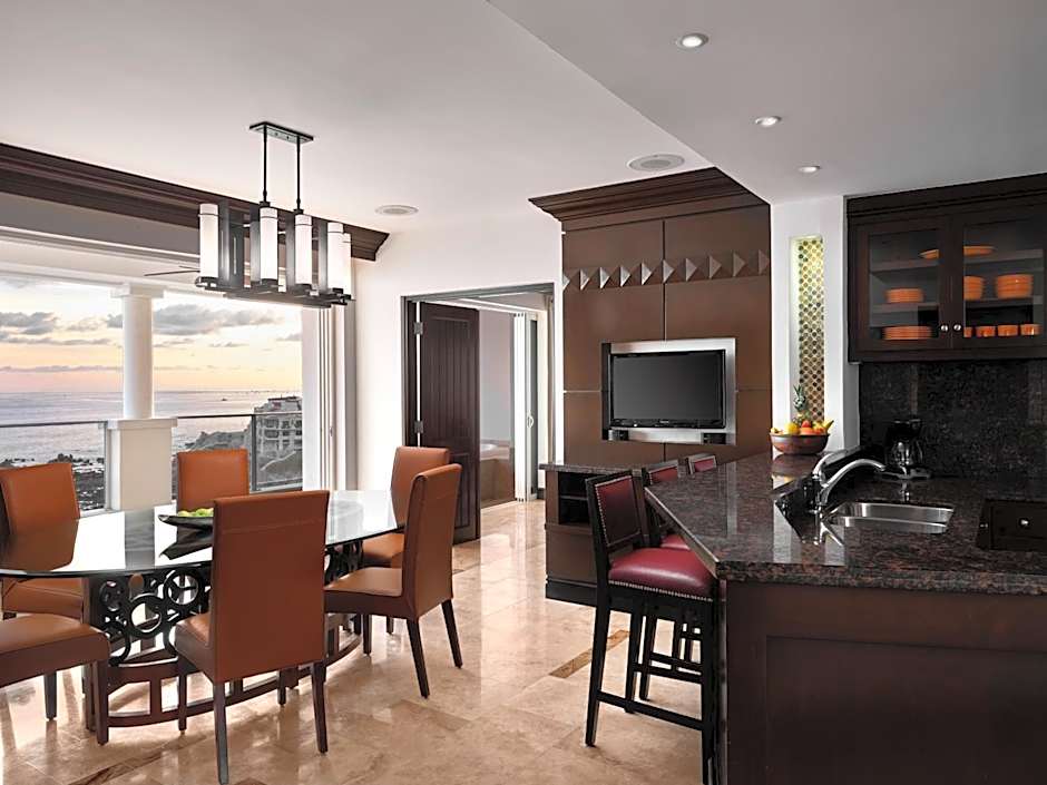 Sirena del Mar by Vacation Club Rentals