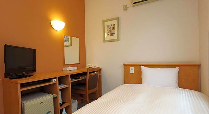 Business Hotel Isesaki Heisei Inn