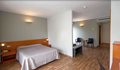 Junior Suite with Terrace (2 Adults)