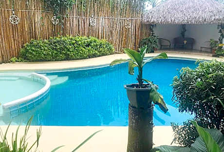 RedDoorz Premium @ GRAND 29 Hotel