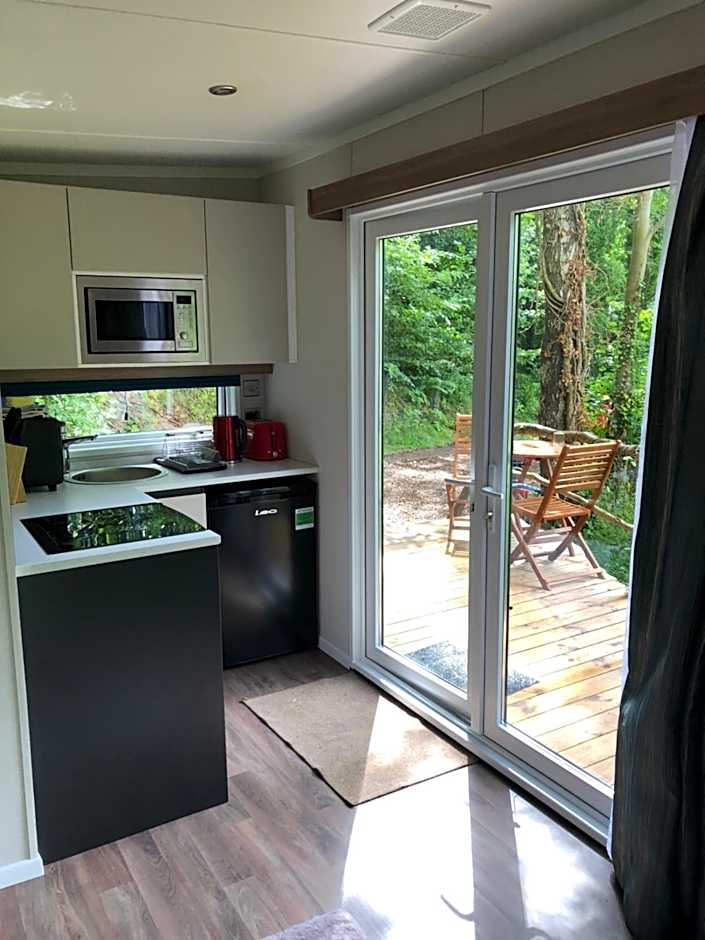 Herons Lake Retreat Hot Tub Lodges