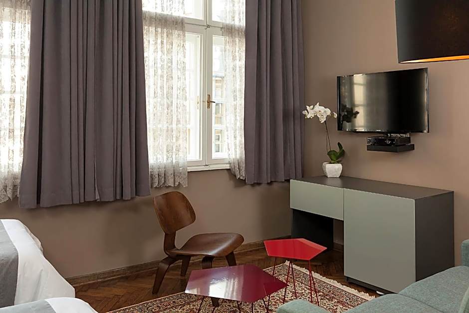 Hotel London B&B
