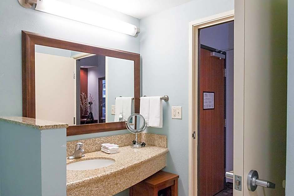 Courtyard by Marriott New Braunfels River Village