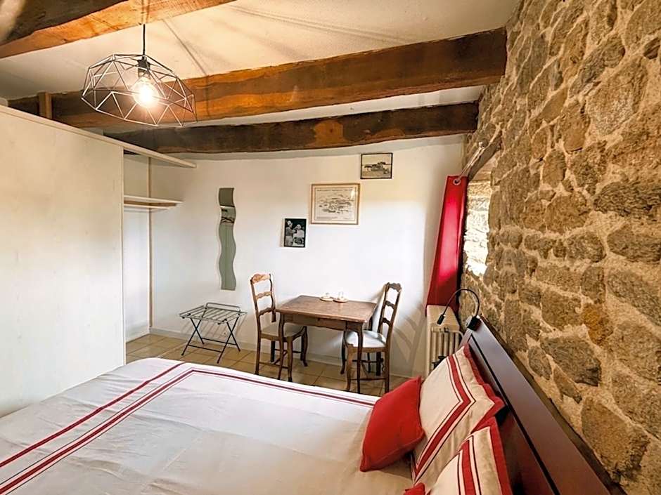 Chambres d'Hôtes du Manoir du Haut Salmon