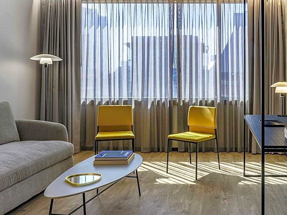 Pullman Santiago El Bosque