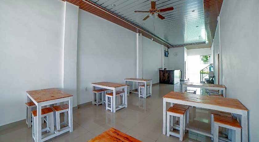 SUPER OYO 90457 Anara Residence & Guest House