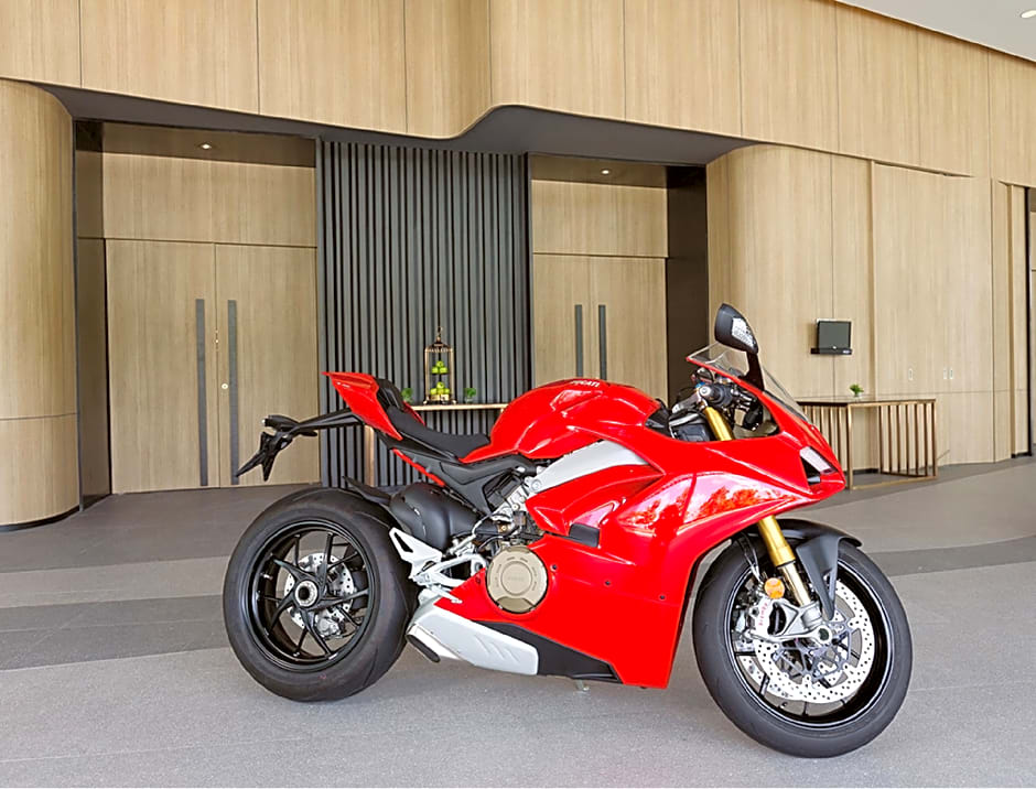 Modena by Fraser Buriram