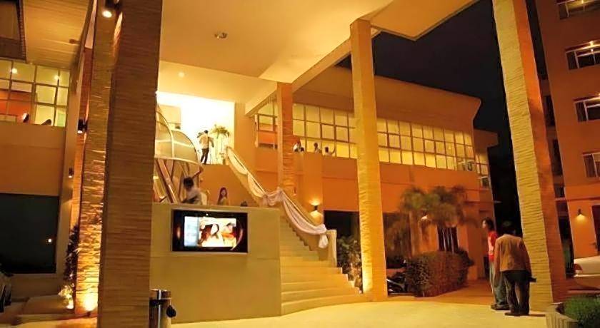 Western Grand Hotel Ratchaburi