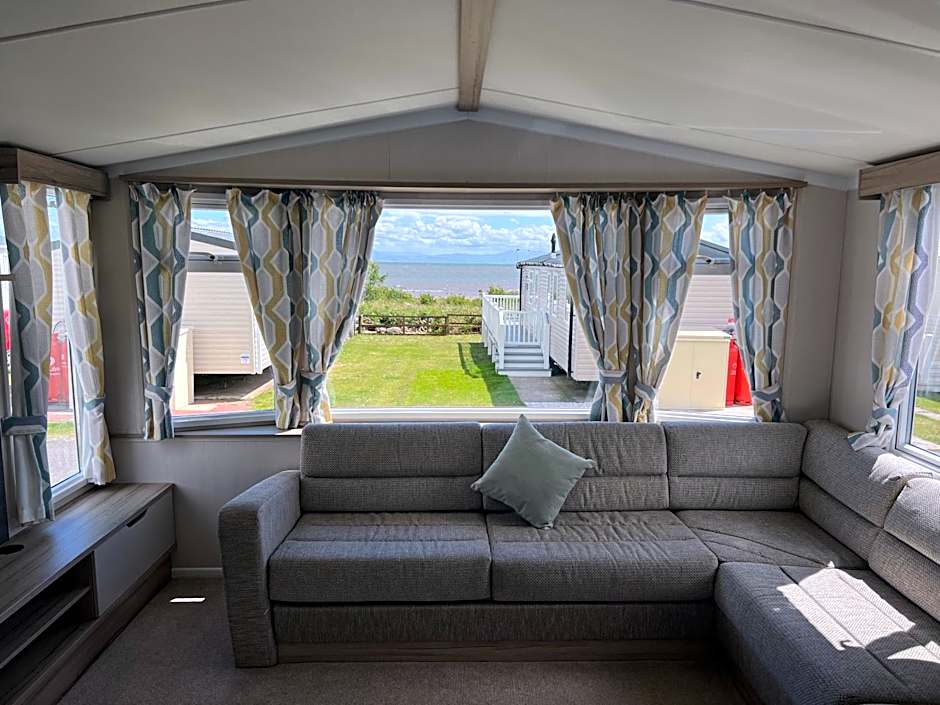 Robinson retreats beautiful caravan with sea views pet friendly