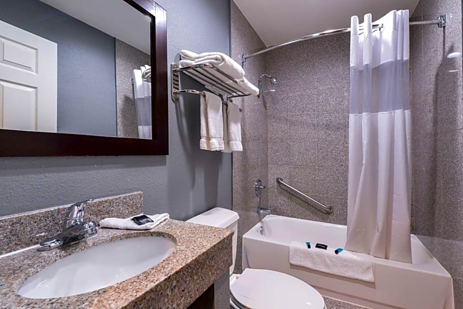 Americas Best Value Laguna Inn and Suites