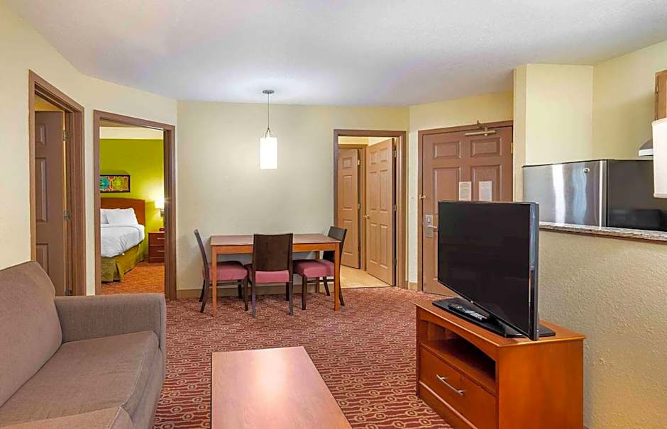 Extended Stay America Suites - Chantilly - Dulles